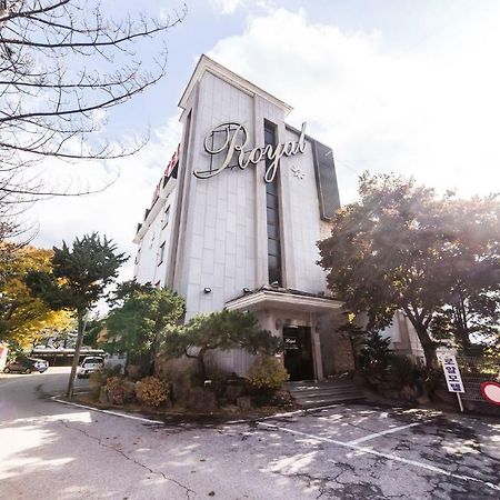 Отель Pocheon Royal Экстерьер фото